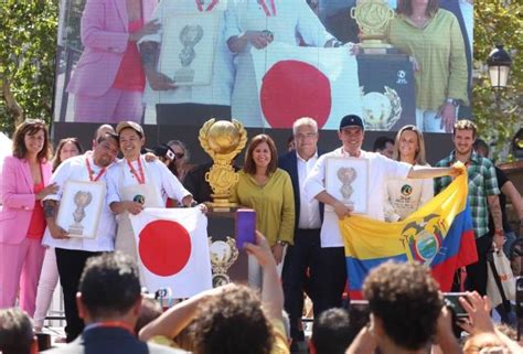 Cocinero Ecuatoriano Gana Segundo Lugar En Concurso De La Mejor Paella