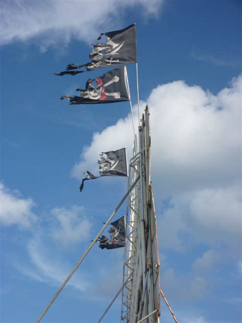 Coastal East Lothian Flying The Flags Richard West Cc By Sa 2 0