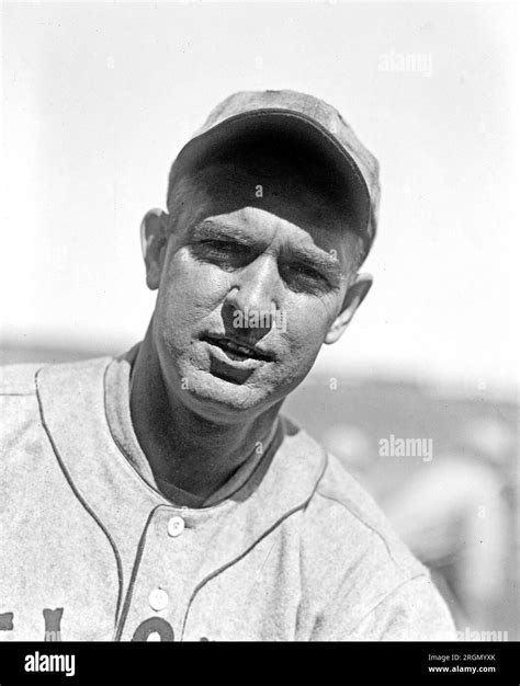 1920s baseball catcher hi-res stock photography and images - Alamy