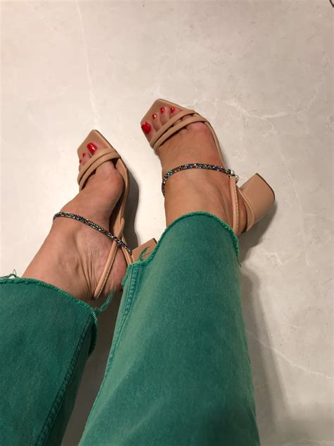 Sandália Salto Bloco Lauren Nude