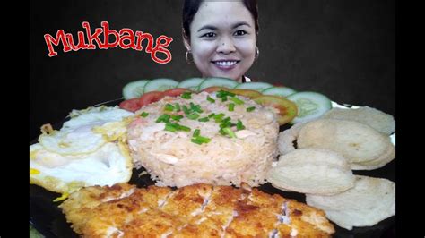 MUKBANG //KIMCHI FRIEDRICE +CHICKEN FILLET - YouTube