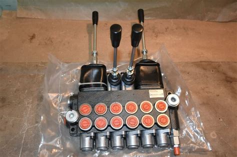 Гидрораспределитель на экскаватор МТЗ ЭО-2621, ЮМЗ 2621, Борекс ...