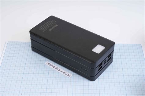 Повербанк 40000mAh, с солнечной панелью и фонариком - Черный: продажа ...