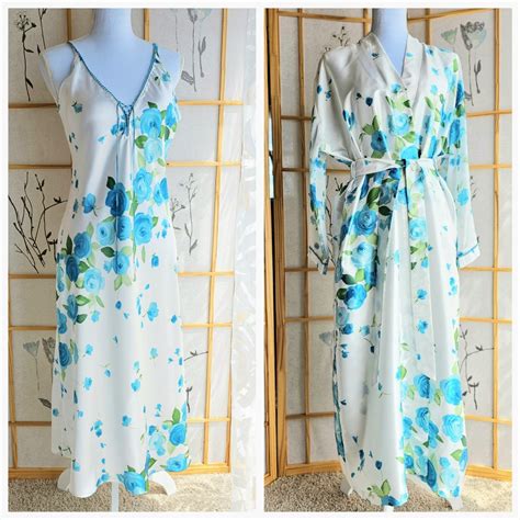 Vintage Lingerie Set White Blue Floral Kimono Style Robe And Long Nightgown Bougie Boudoir