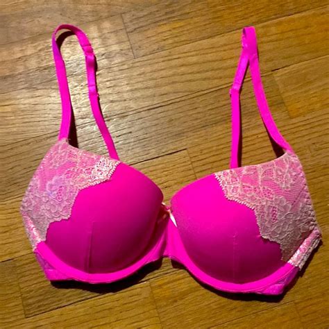 Victoria S Secret Intimates Sleepwear Victorias Secret Hot Pink Push Up Bra Wbeautiful