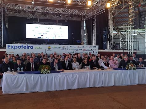 Expofeira foi aberta em clima de otimismo e grande prestígio