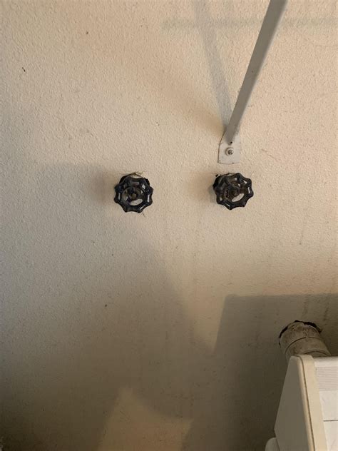 Advice needed. Water tank leaking put the bottom and the cold shut off