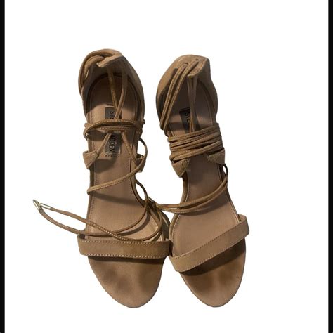 Steve Madden Nude Strappy Heels Size Ankle Tie Depop