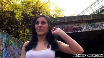 Eurobabe Aneta Screwed Under The Bridge For Some Money XVIDEOS