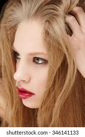 Portrait Nude Blonde Blue Eyes On Foto De Stock Shutterstock