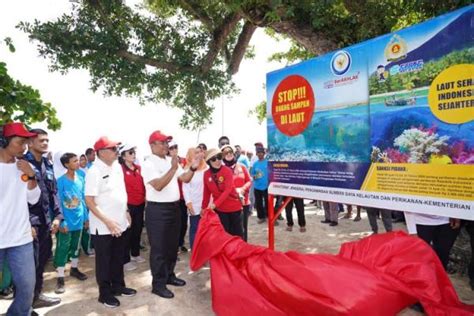 KKP Kumpulkan 6 494 Ton Sampah Plastik Hasil Patroli Pengawasan