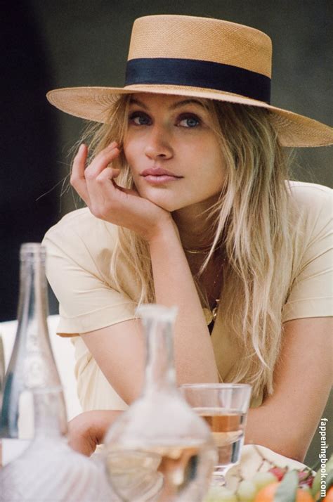 Caroline Corinth Nude Onlyfans Leaks Fappening Fappeningbook