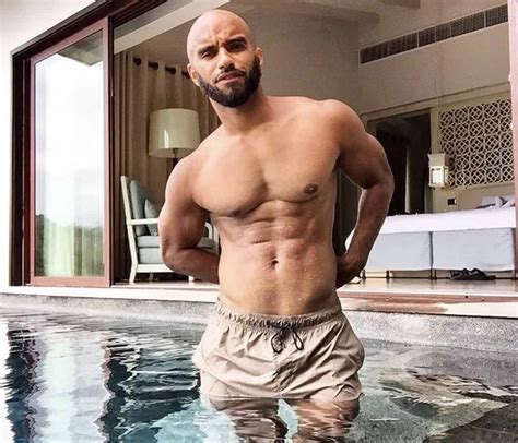 Flying Car Andrew Scott National Monuments Erin Moran Matt Drudge Camp John Waters Hot