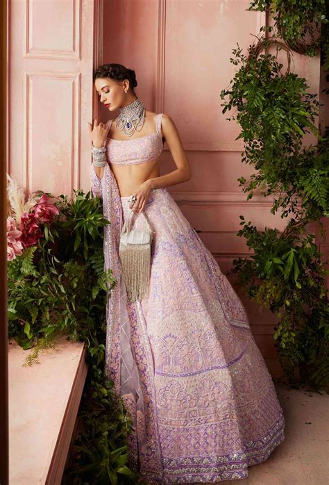 Indian Wedding Dresses By Manish Malhotra