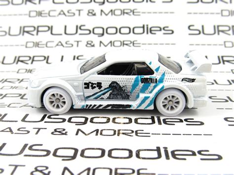 Hot Wheels LOOSE NISSAN SKYLINE GT R R32 Godzilla Custom SUPER W Real Riders A St John S