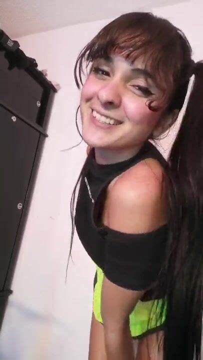 Sky Cam Xxx Nude Cams