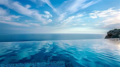 Infinity Pool At Cliffs Edge Horizon Blurred Aquatic Infinity Premium