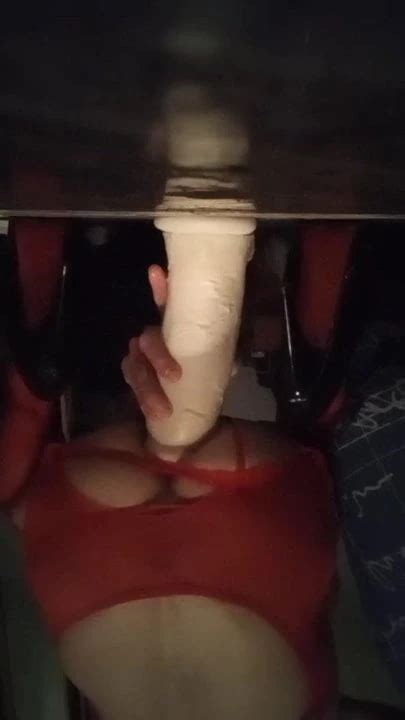 Un Dildo Gigante Travestito Xhamster