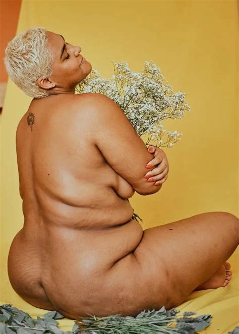 Nude Plus Size Photography Poses Bold Beautiful Poses