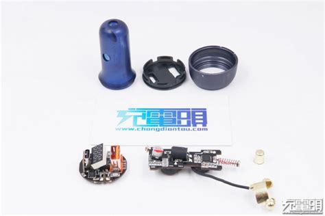 拆解報告：Baseus倍思1A1C 65W快充車充VCKX65C - 壹讀