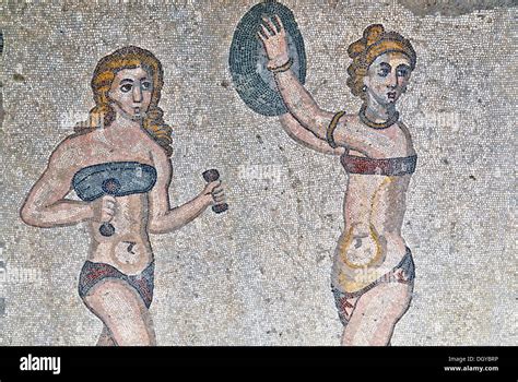 Mosaic Bikini Girls Roman Villa Romana Del Casale Unesco World Stock Photo Alamy