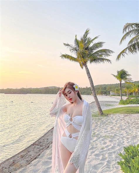 B S U T P H Nh Nh Pinky B O Tr N Bikini N Ng B Ng