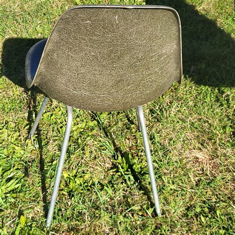 Fiberglass Chairs Itchy at Denise Feliciano blog