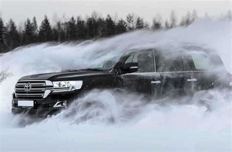Toyota 【 Land Cruiser 200 】 купити в Києві, LC200 ціна на Ленд Крузер ...