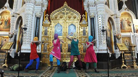 El colectivo feminista Pussy Riot debutará en Chile Radio Concierto Chile