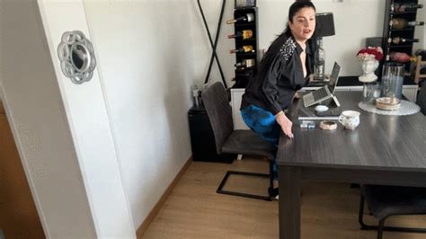 Spanish MILF Secretary Lets It Rip Part Fartingclub Clips Sale