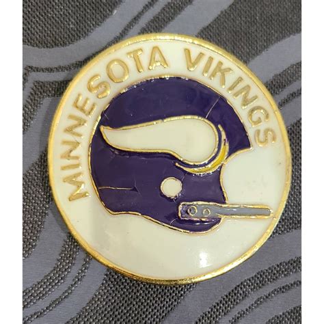 NFL Vintage NFL Football Minnesota Vikings Belt Buckle 1971 | Grailed