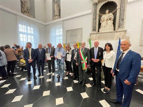 Cinque Maestri Del Lavoro Della Nostra Provincia Premiati A Genova