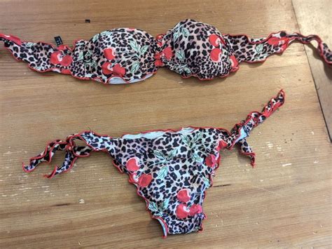 Bikini Von Guess Gr XS S Kaufen Auf Ricardo