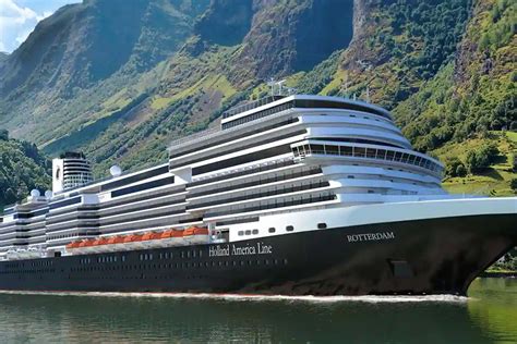 CHEAP Last Minute Cruise Deals (2022) - Cruise Critic