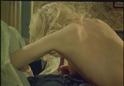 Naked Marie Forså in Flossie