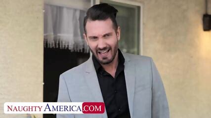 Jasmine Wilde Skinny Dips In Neighbor S Hot Tub And Gets Caught Masturbating Juliana Grandi