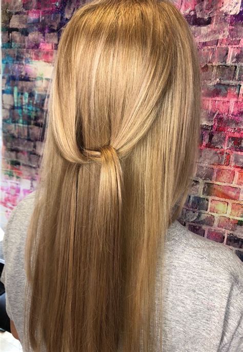 Blonde Straight Hair Straight Blonde Hair Straight Hairstyles Long Hair Styles