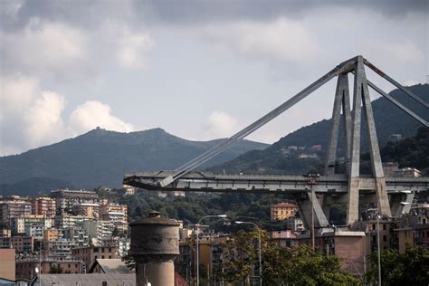 Crollo Del Ponte Morandi La Procura Chiede Il Rinvio A Giudizio Per 59