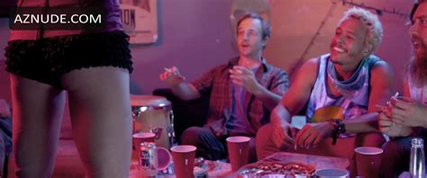 HALLOWEEN PUSSY TRAP KILL KILL NUDE SCENES AZNude