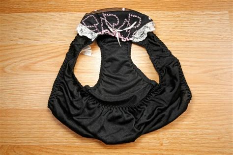 VINTAGE JAPANESE NYLON Shiny Slippery Pretty Cute Black Bikini Panty Small 12 99 PicClick CA