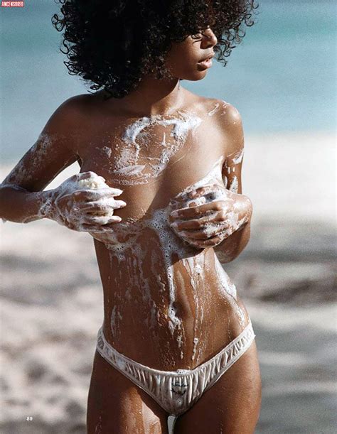 Naked Nereyda Bird Added 12 02 2017 By Mkone