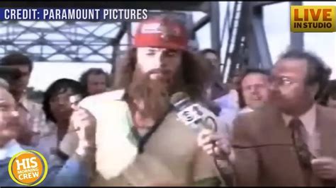 Man Recreates Forrest Gump Mile Run From Movie Youtube