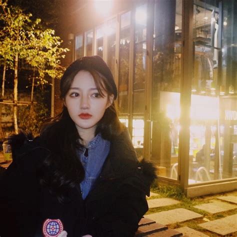 Kiki Wang Cô bạn hot girl Trung Quốc khiến ai ai cũng thi nhau bấm follow