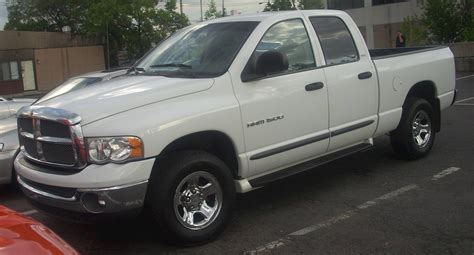 2005 Dodge Ram Pickup 1500 St Regular Cab Pickup 47l V8 4x4 Manual 80 Ft Bed