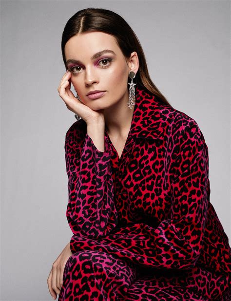 The Cast Of Netflix S Hit Show Sex Education Wonderland