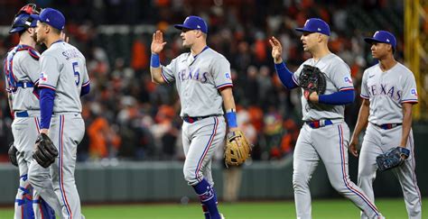 texas rangers credit creed  turning   season