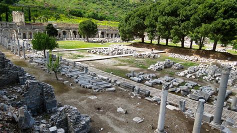 State Agora, in Ephesus: History, Pictures and Useful Information