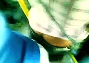 Encoxada That Teen Let Me See The Crack Of Her Ass SunPorno