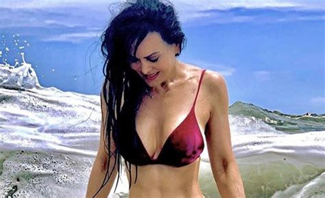 Maribel Guardia celebró los 50 años de Cancún con una foto en bikini Pronto vamos a disfrutar
