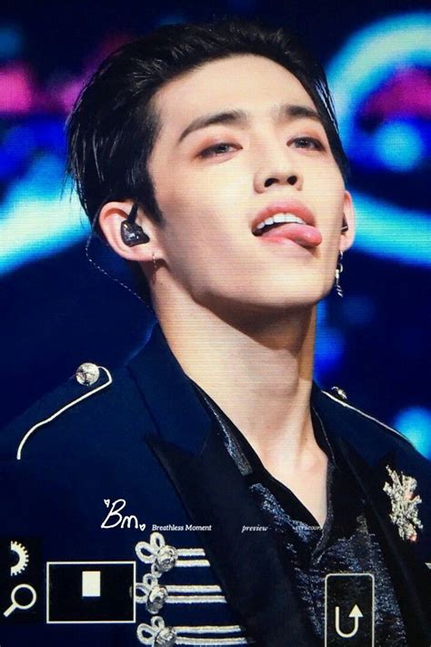A Clip Of S Coups Being HOT At SEVENTEEN S Concert Is Going Viral And It S Easy To See Why